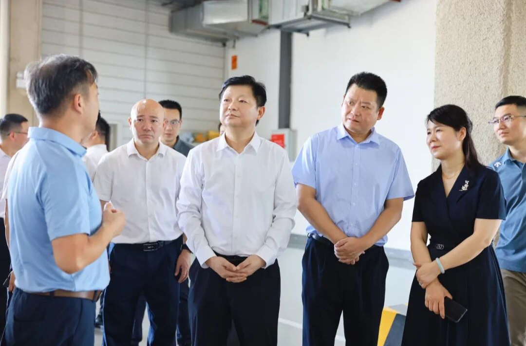 付旭明专题调研自贸临空区外贸企业