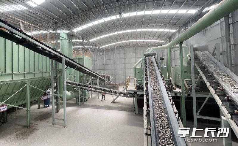 建筑垃圾 “重生记”，看长沙县如何对废料再利用